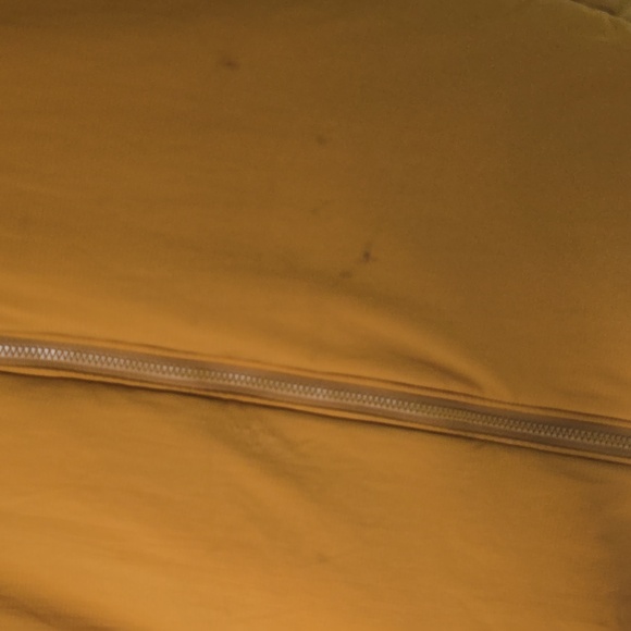 Arc'teryx Men's Atom Hooded Jacket In Yukon - Picture 10 of 15